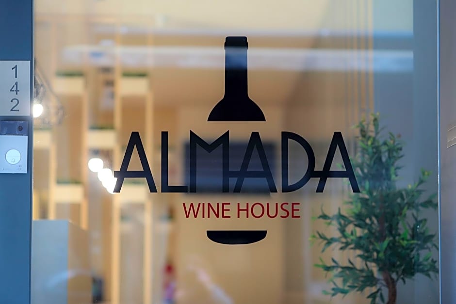 Almada Wine House