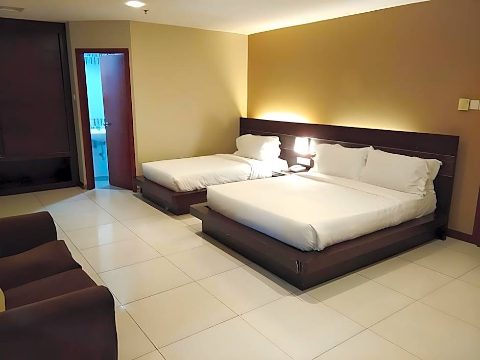 Kinabalu Daya Hotel