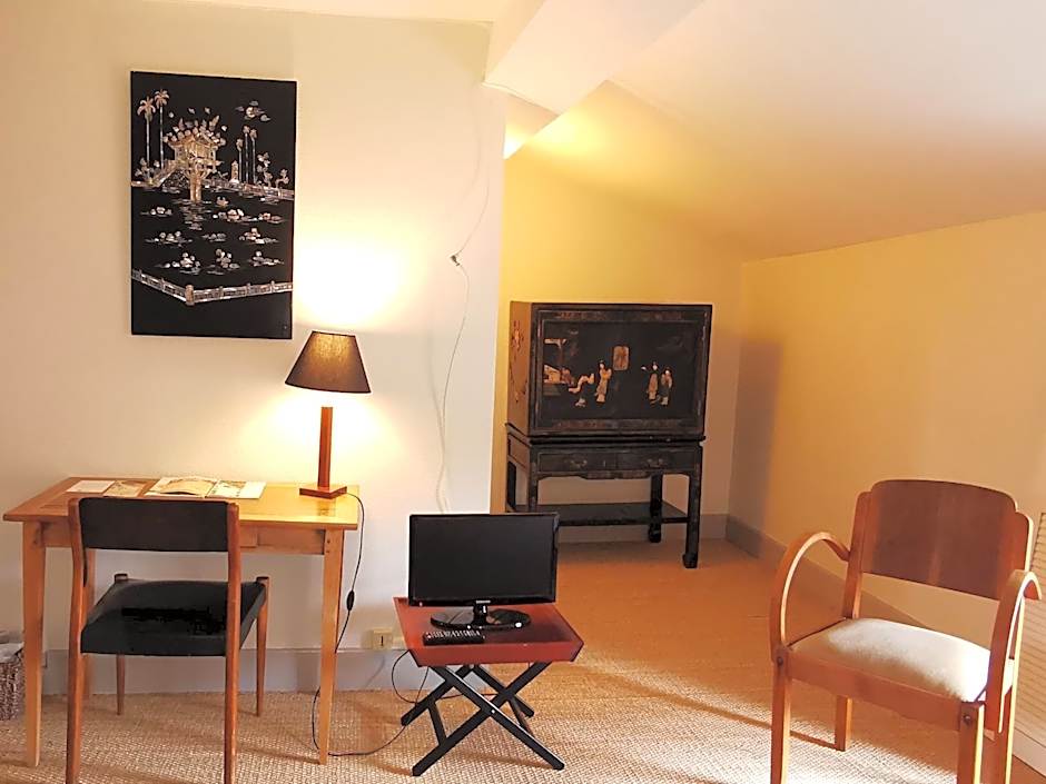 Logis Hotel Restaurant LA BARGUILLERE