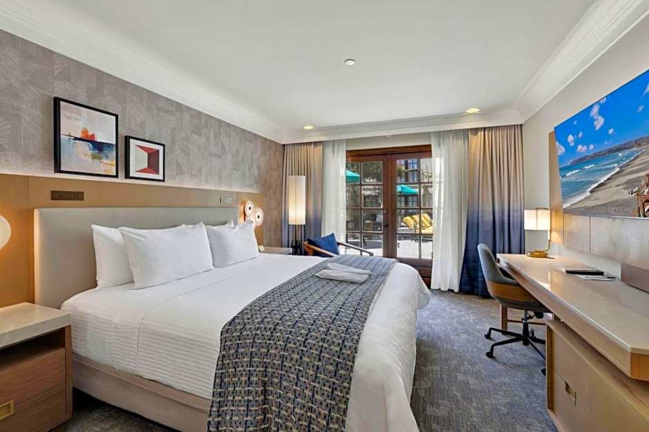 Best Western Plus Sunset Plaza Hotel