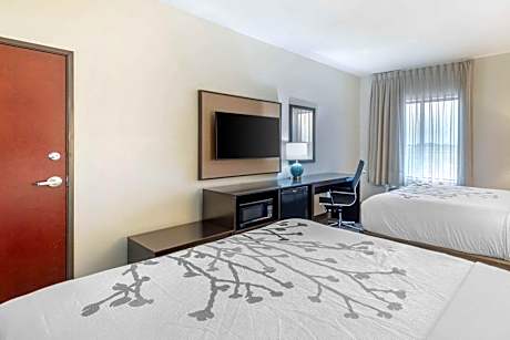 Queen Room with Two Queen Beds - Non-Smoking