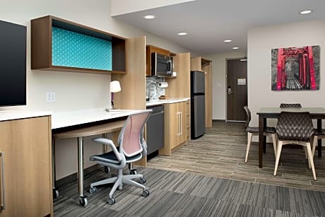 1King Hearing Accessible Suite Nonsmoking