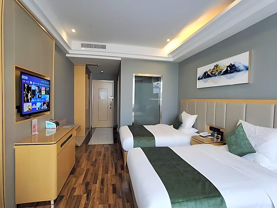 GreenTree Inn Hami Railway Station Bayi Road