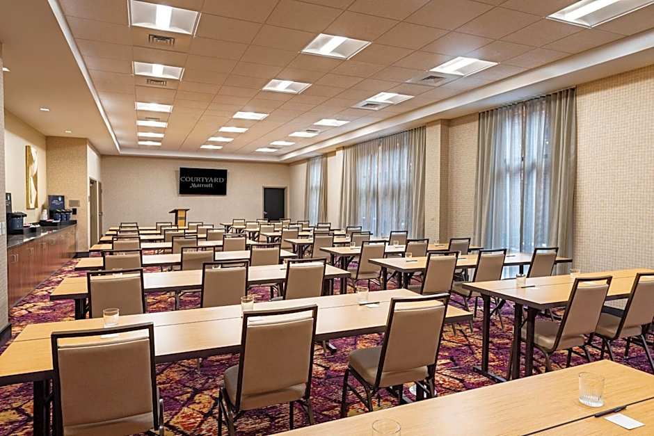 Courtyard by Marriott Winston Salem Downtown