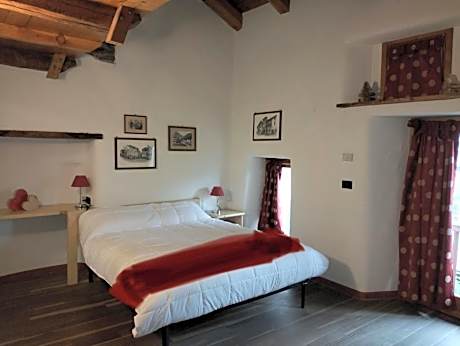 Quadruple Room with Balcony