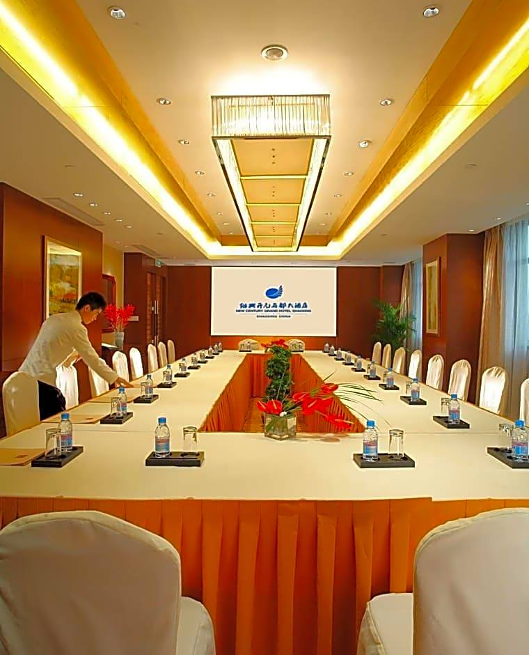 New Century Shaoxing Grand Hotel