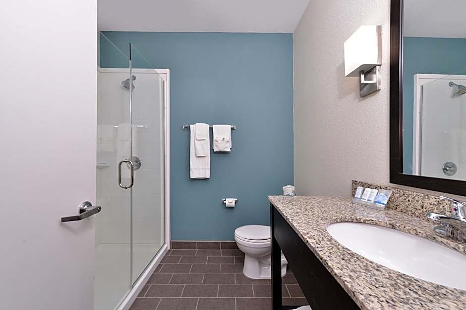 Sleep Inn & Suites Meridian - Bonita Lakes