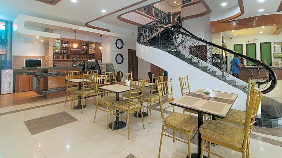 RedDoorz @ Nick Hotel Isabela