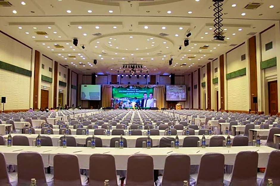 Lee Gardens Plaza Hotel