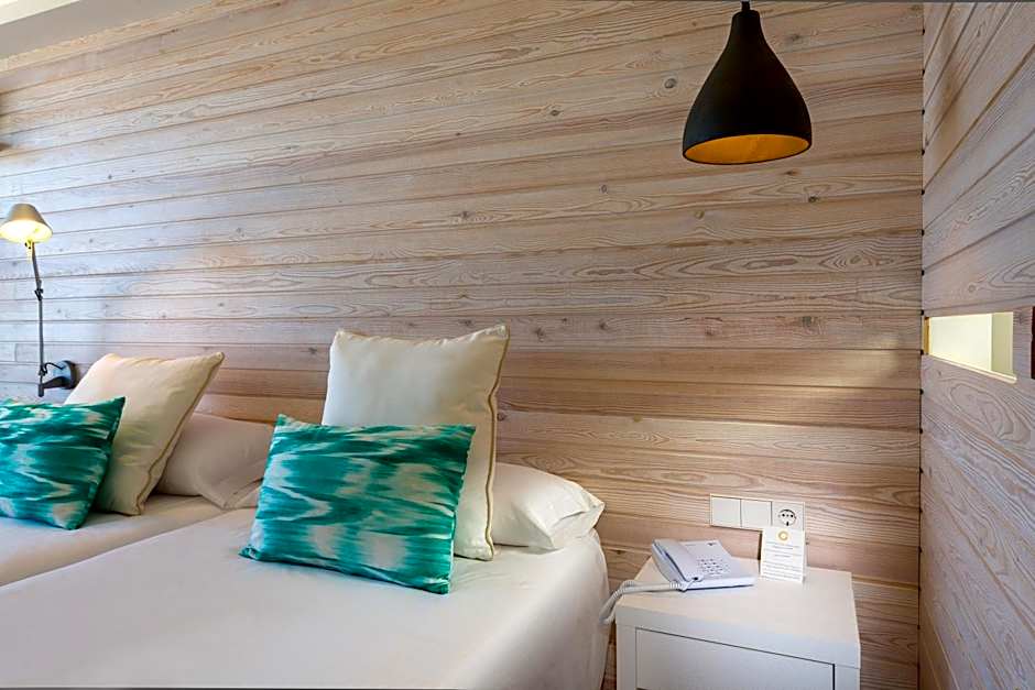 FERGUS Style Palmanova - Adults Only