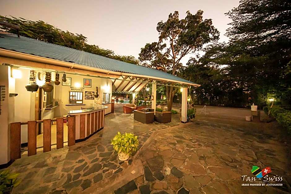 Tan-Swiss Lodge