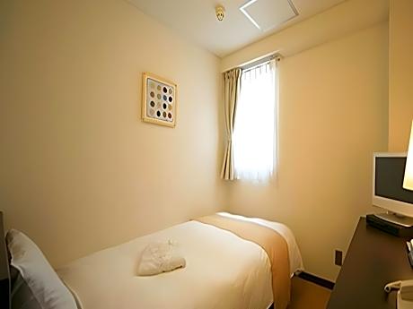 Standard Single Room - Smoking