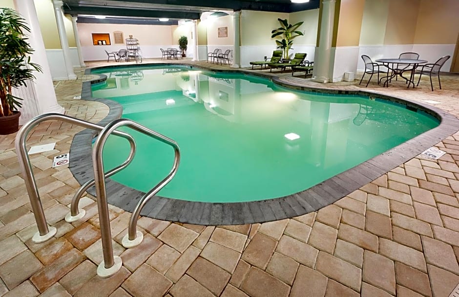 Country Inn & Suites by Radisson, Virginia Beach (Oceanfront), VA