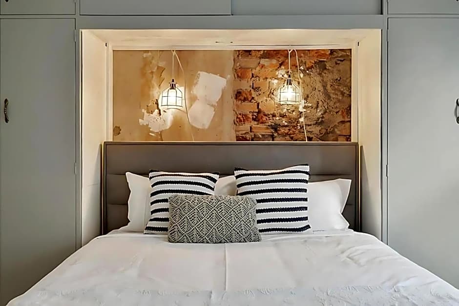 Courtyard Serenity at Grappa Court North Hobart