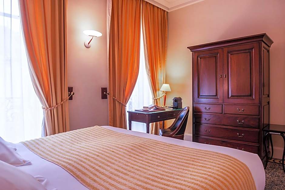 L Hotel de Beaune
