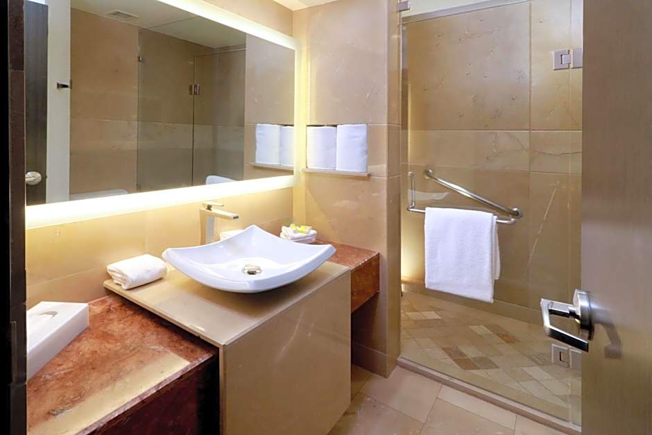 Holiday Inn Queretaro Zona Diamante By IHG