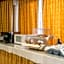 Village Inn Studios & Family Apartments