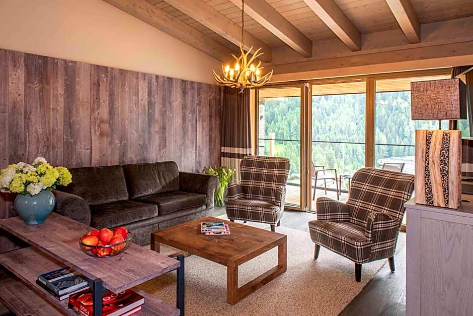 Mountain Spa Residences