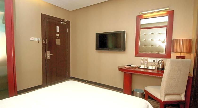 Celyn City Hotel