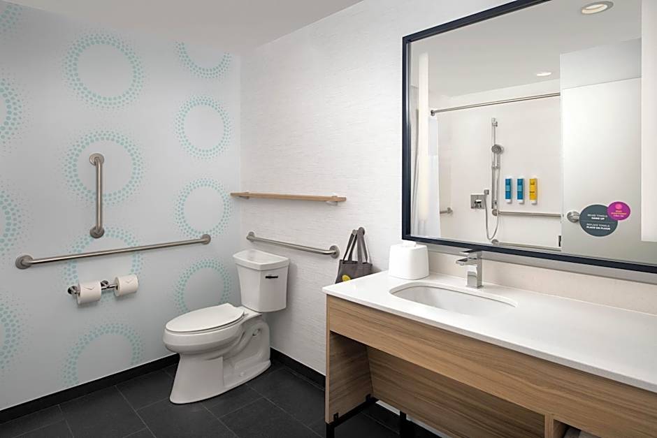 Tru by Hilton Mt Pleasant Charleston