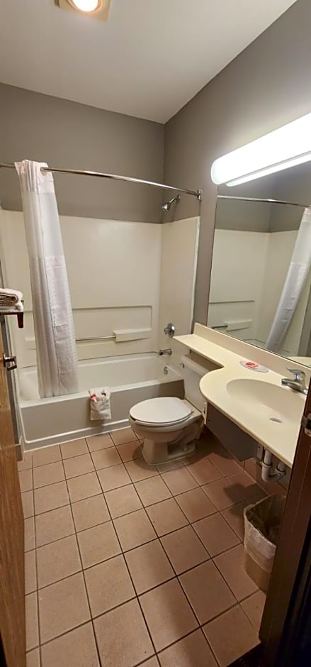 Econo Lodge Inn & Suites Mesquite - Dallas East