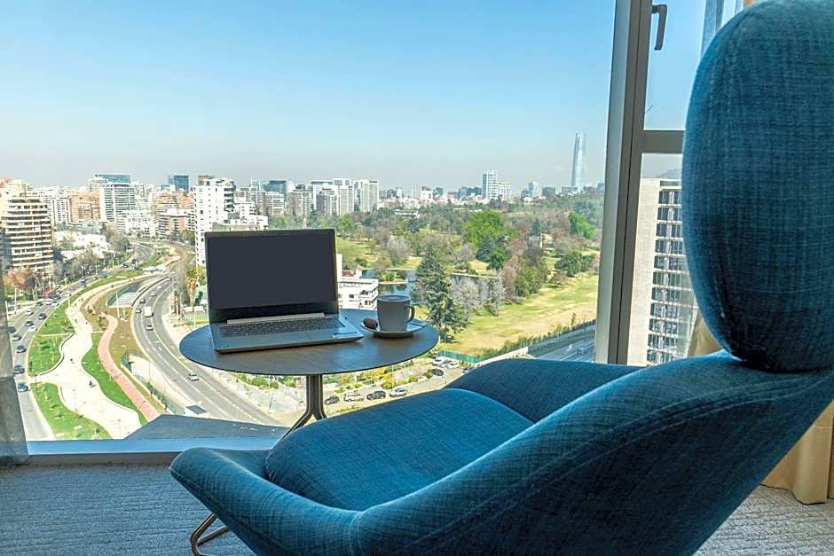 DoubleTree by Hilton Santiago Kennedy