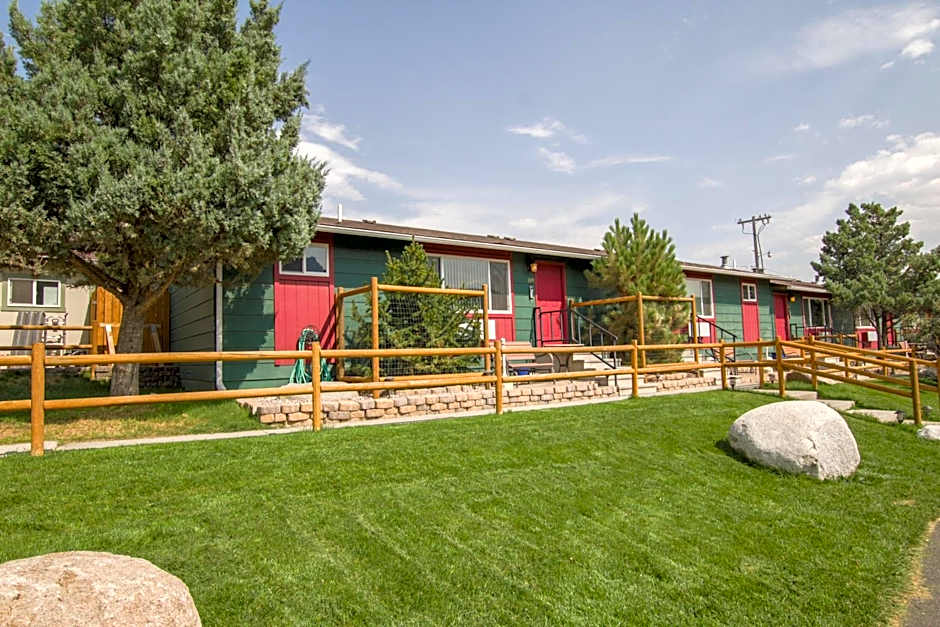 Yellowstone Gateway Inn