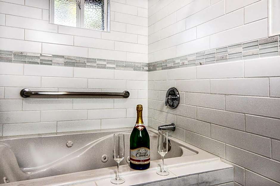 Aggie Inn, an Ascend Collection Hotel