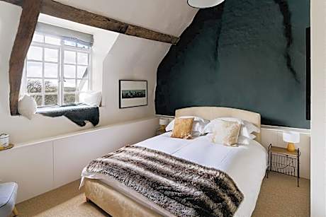 King Room with Garden View