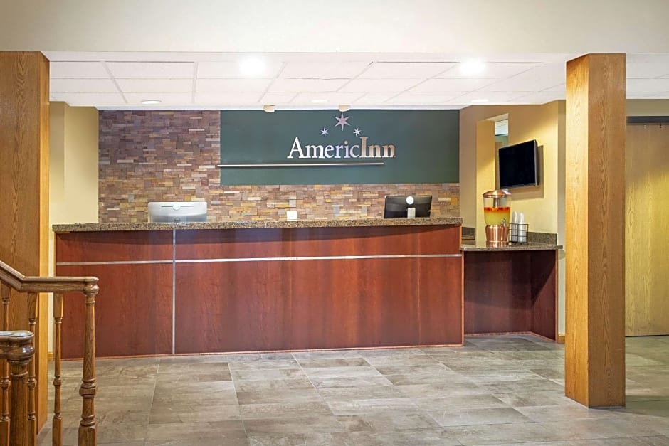 AmericInn by Wyndham Eau Claire