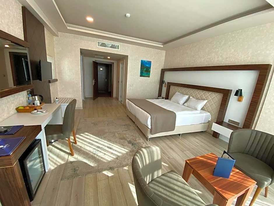 Grand Hotel and Convention Center