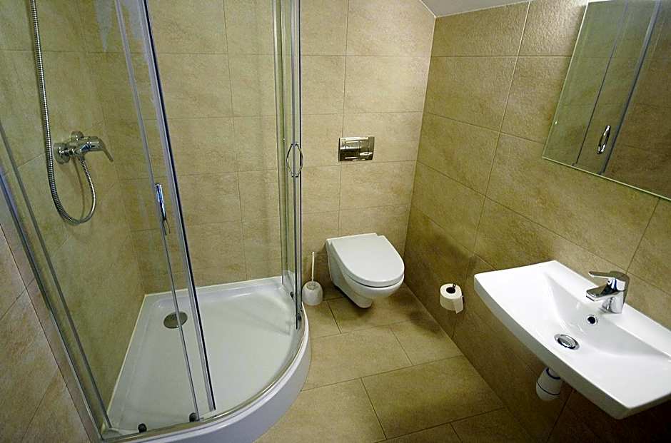 Dom na Skale - Apartamenty w Bieszczadach nad Soliną