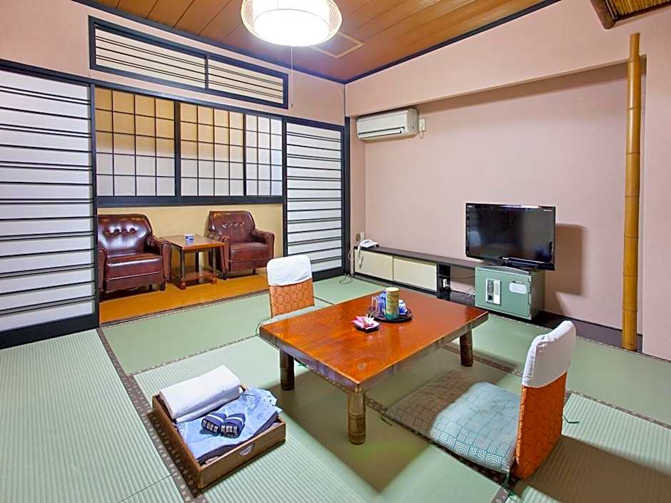 Photo 1 of 1 of Economy Japanese Style