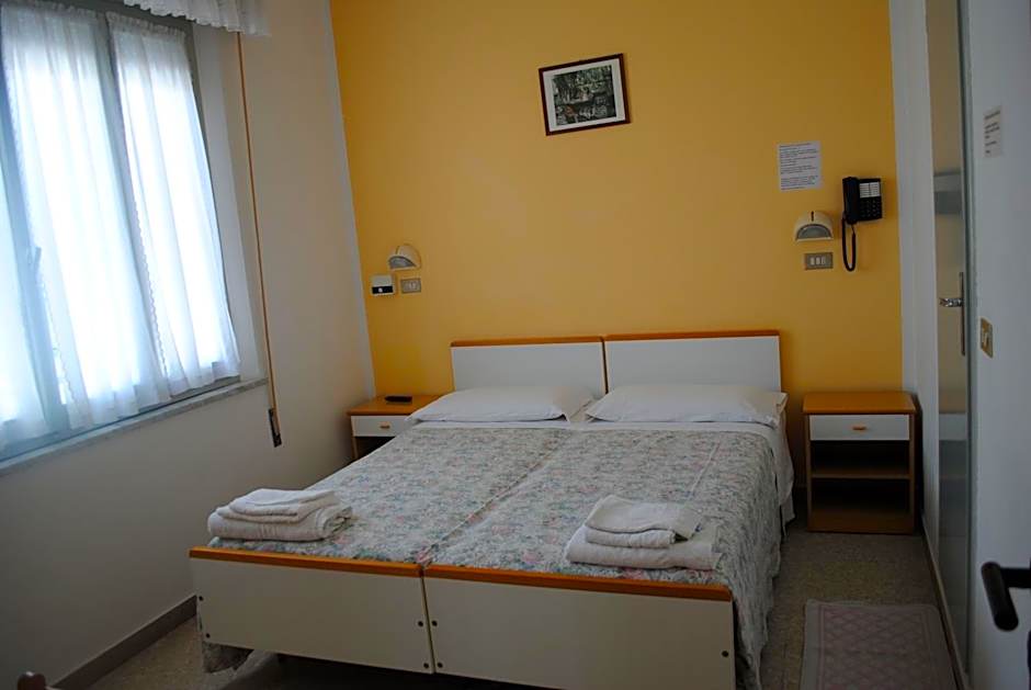Hotel Pigalle