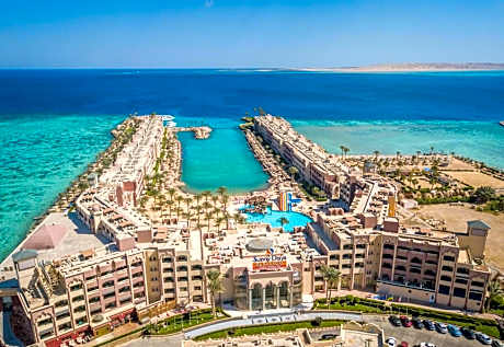 Sunny Days El Palacio Resort & Spa