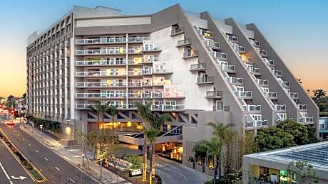 Hyatt Centric Delfina Santa Monica