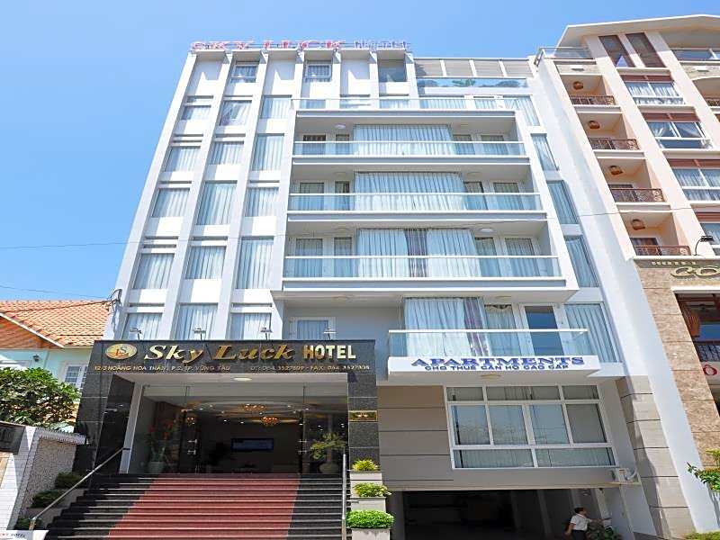 Sky Luck Hotel