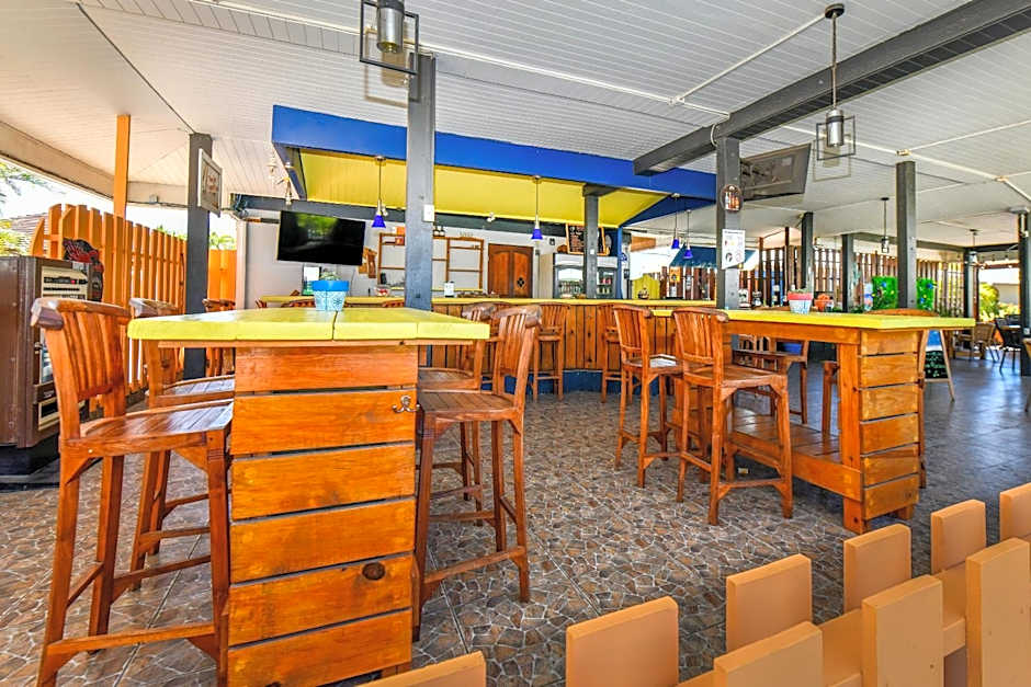 Aruba Blue Village Hotel and Apartments