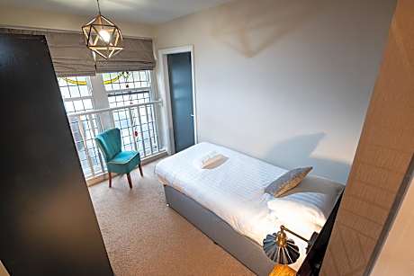 Single Room with Shower