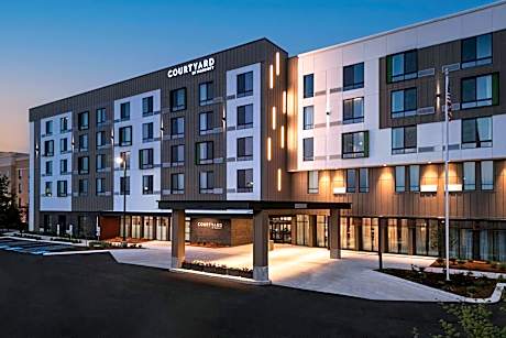 Courtyard by Marriott Cleveland TN