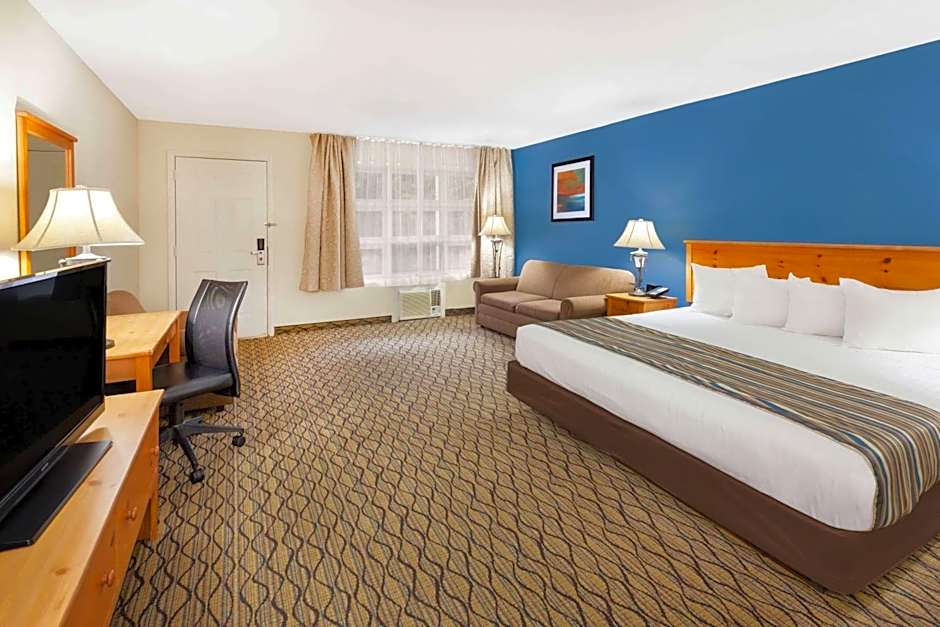 Baymont by Wyndham St. Ignace Lakefront