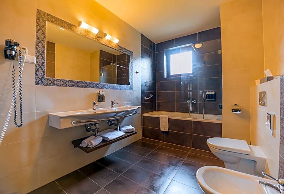 APLEND Wellness Hotel Borovica