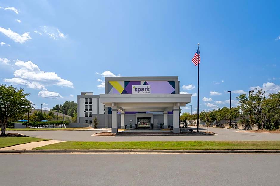 Spark by Hilton Decatur