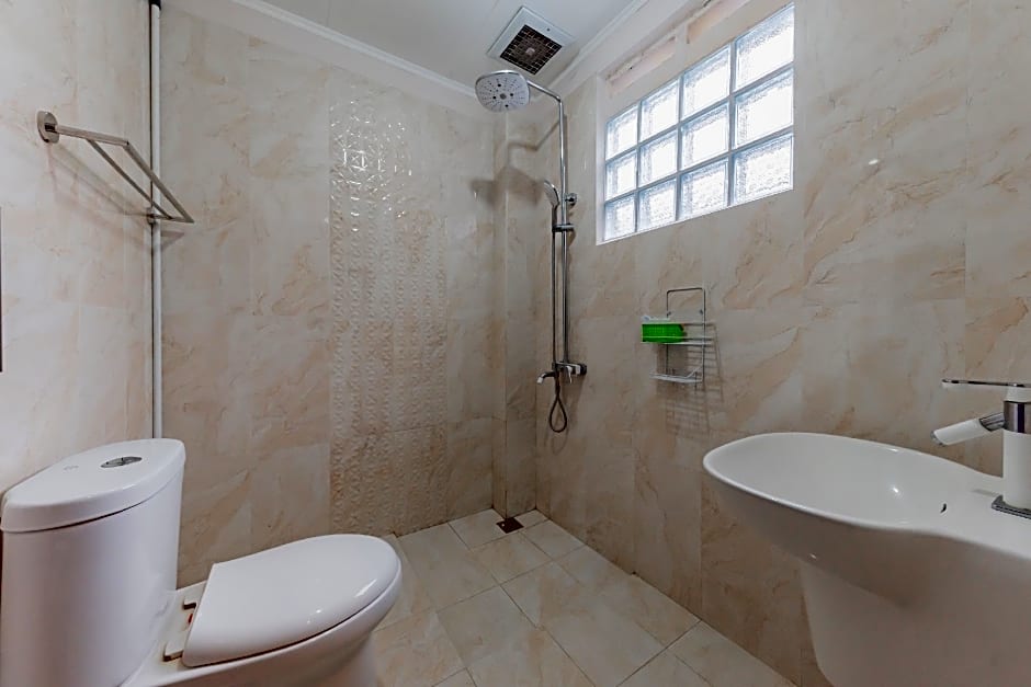 Urbanview Hotel Villa Surya Bandung