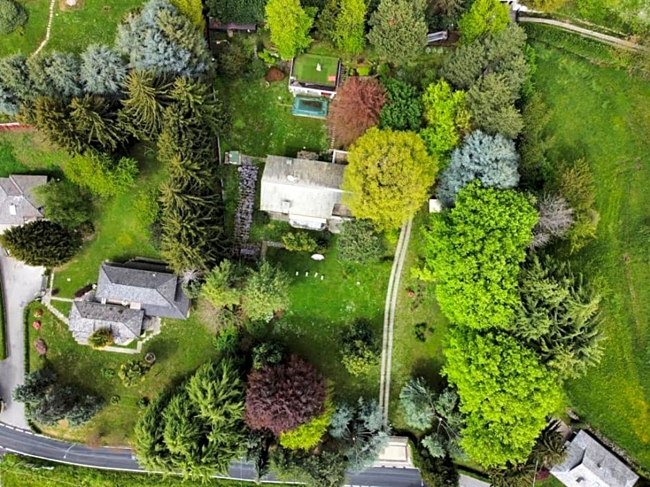 Villa Sofia luxury home between Como and MIlano