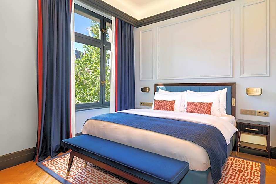 LUME Boutique Hotel, Autograph Collection