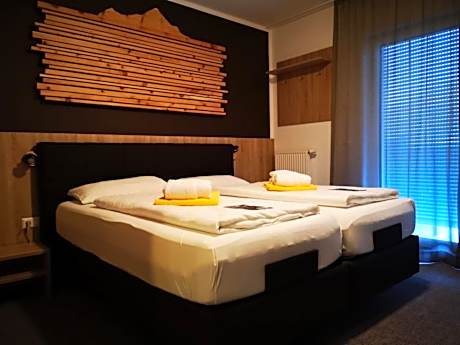 Comfort Double Room with Terrace