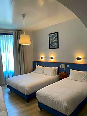 Quadruple Room with Bathroom