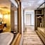 Hennessy Park Hotel