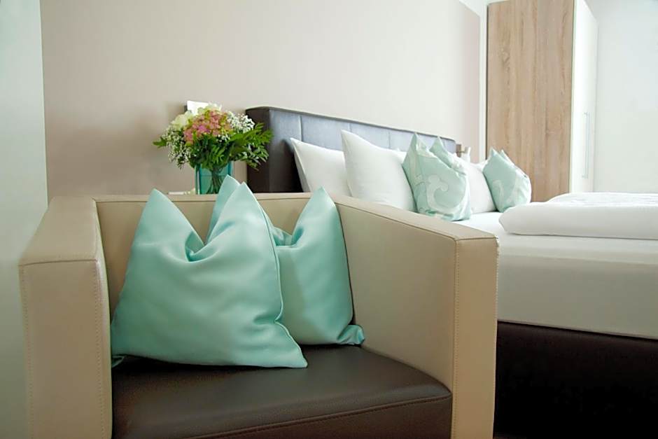 Hotel Claro Garni